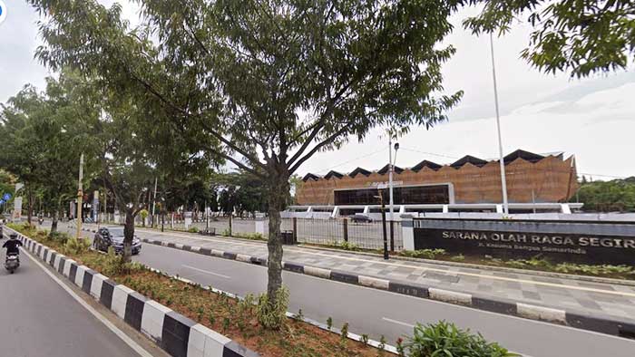 TEMPAT OLAHRAGA SAJA: Fasilitas GOR Segiri semestinya digunakan seperti fungsinya. Bukan disewakan untuk kegiatan hajatan.