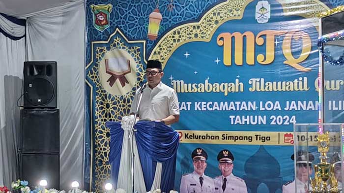 Andi Harun saat menyampaikan sambutan di pembukaan Musabaqah Tilawatil Qur'an (MTQ) Loa Janan Ilir.
