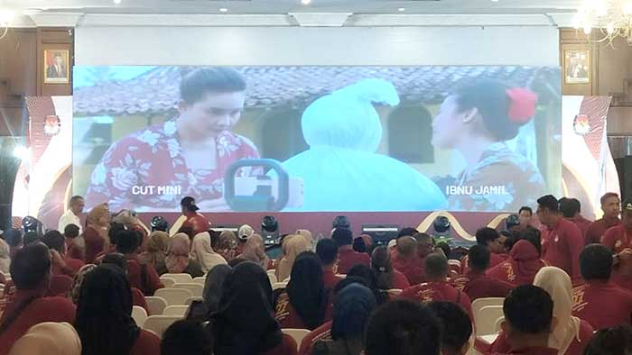 SOSIALISASI: Seluruh KPU Kaltim dan kabupaten/kota nobar film Tepatilah Janji di Ballroom Hotel Grand Bumi Senyiur Balikpapan.