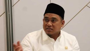 apansyah-dprd-kaltim