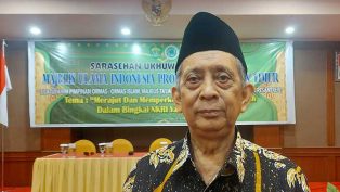 Ketua MUI Kaltim, K.H. Muhammad Rasyid.