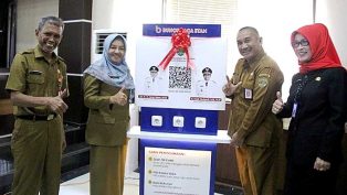 KONFIGURASI: Unit BBE yang sudah tersebar terus dimonitoring agar tetap selaras sistem dan judul buku. (foto: istimewa)