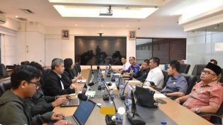 kunjungan-dprd-kaltim-ke-kemendik