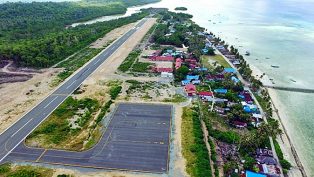 Bandara Maratua punya potensi menarik perhatian wisatawan (dok. Diskominfo Kaltim)