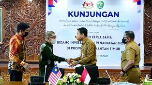 Pertemuan Pemprov Kaltim dan perwakilan Malaysia dalam rencana kerja sama investasi pada 28 Maret 2022 di Kegubernuran Kaltim. (foto: dok. Pemprov Kaltim)
