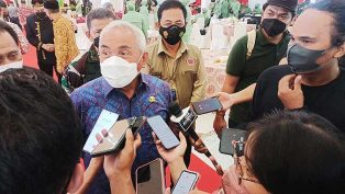 Gubernur Isran Noor resmi meluncurkan program penurunan emisi gas rumah kaca beberapa waktu lalu. (foto: ist)