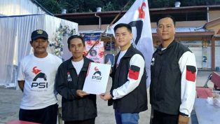 penyerahan-sk-pengurus-psi-loa-janan-ilir