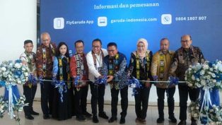 peresmian-beroperasinya-rute-garuda-indonesia-dari-samarinda-ke-jakarta
