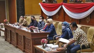 rdp-dprd-samarinda-dengan-umkm-marimar