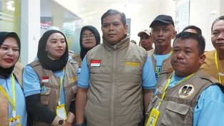 relawan-rudy-seno-nobar-debat-1