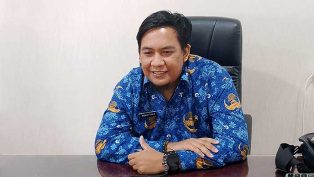 Ronny Tiaka, Pranata Komputer Diskominfo Samarinda. (foto: reza)