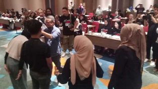 seminar-pendidikan-politik
