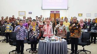 seminar-pkn-ii-kaltim