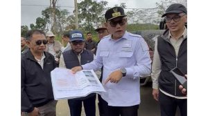 seno-aji-tinjau-proyek-jalan